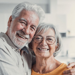 Назван возраст, когда женщине уже не нужны мужчины